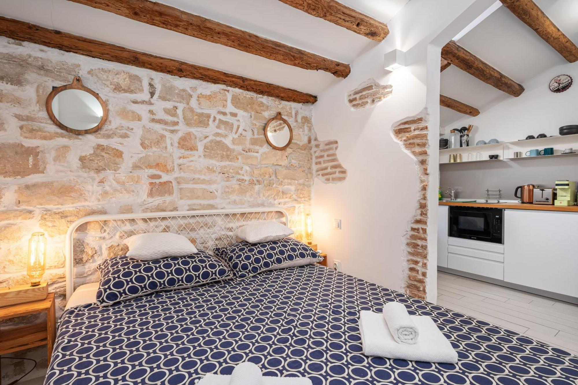 Studio Apartman Tutto Bene روفينج المظهر الخارجي الصورة